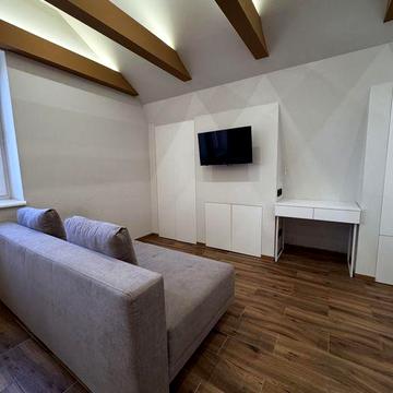 Квартира з РЕМОНТОМ, меблі, техніка. Без КОМІСІЇ