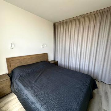 Кудрявська вул., 24а