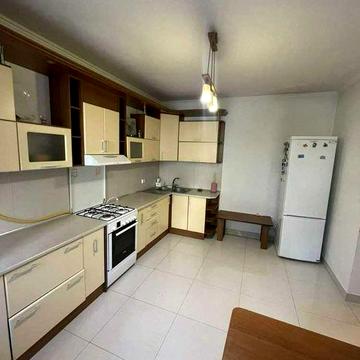 Оренда затишної 2-х кімнатної квартири на вул. Наукова