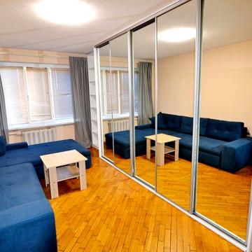 Здам 2к. біля озера, Воскресінка, Почайна Лівобережна Райдужна, 3а