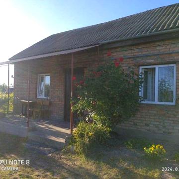 м ( обміняю) будинок р-н мясокомбінату.