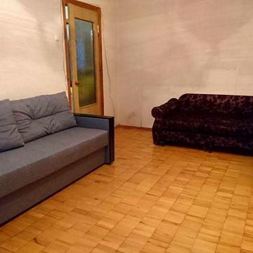 Оренда 1-к квартири, вул. Миропільська, 25 (метро Чернігівська / Дарниця). Ринок Юність.