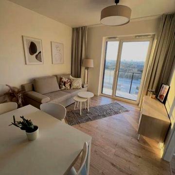 Здається 3-кімнатна квартира у Вроцлаві біля ТЦ Магнолія