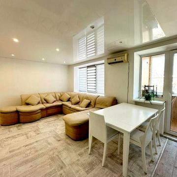 2к ул.Артековская 27, Калинрвая, небольшое животное обсуждается