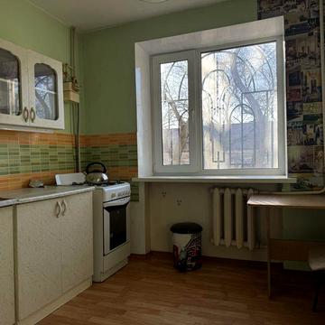 Продам 1-комнатную рядом с Центром Города