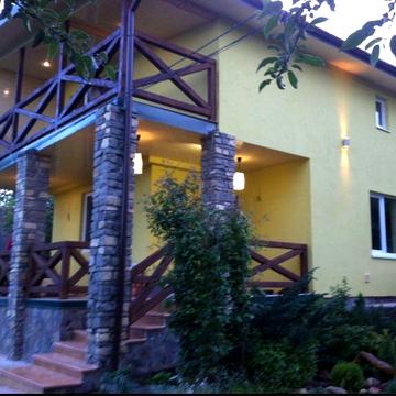 Продам дачу біля Дністра, асфальтована дорога.