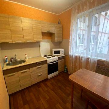 Здам 3 кімнатну квартиру на Олексіївці, пр.Л.Свободи,36А. 3/16