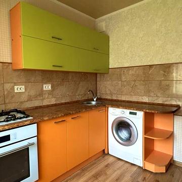 Від власника оренда 1 кімнатної квартири на митниці