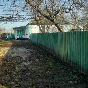 Здається будинок в мальовничому селі