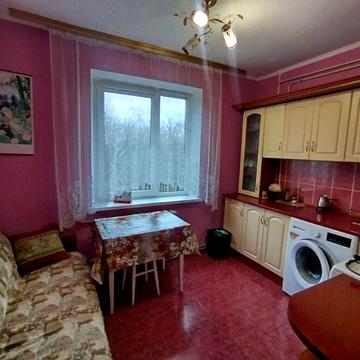 Оренда 2х кімнатної квартири 50м². р-н ДОСи