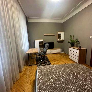 Оренда 3 кім квартири, вул Гнатюка, центр