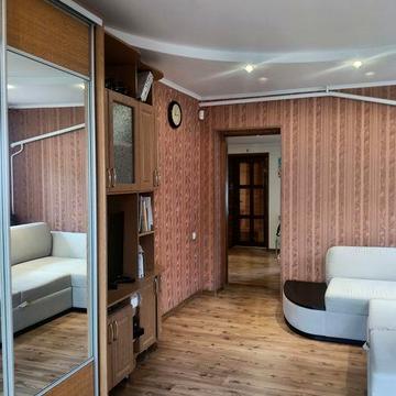 Сдам 2ком.квартиру район дендропарка.