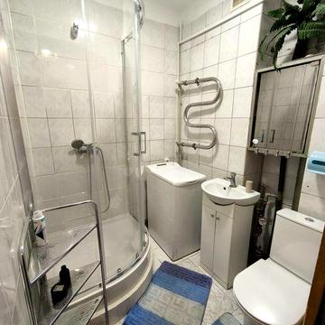 2к квартира. Центр. Індивідуальне опалення