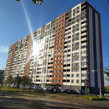 Вацлава Гавела бульв. (Івана Лепсе), 28