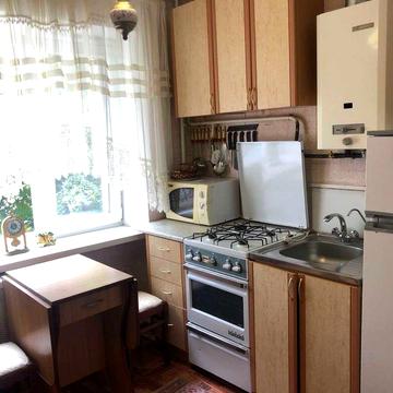 Продаж 1-к. квартири по вул. Інститутській