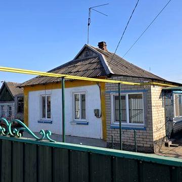 Затишний будинок в селищі Горького район 17-го кварталу