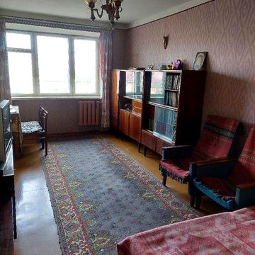 Продам 2к квартиру біля ресторану "Ча-Ча"