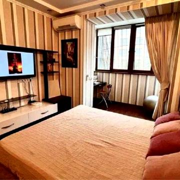 2к квартира | парк Перемоги | ремонт | цегляний будинок