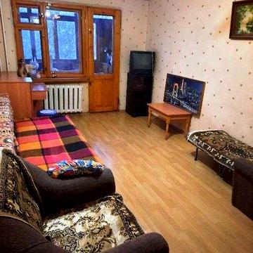 Квартира на Транспортной, Средний этаж