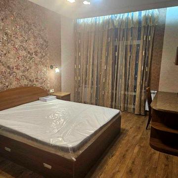 Сдам свою 2 к квартиру, цент метро Университет ул Алчевских 20/22