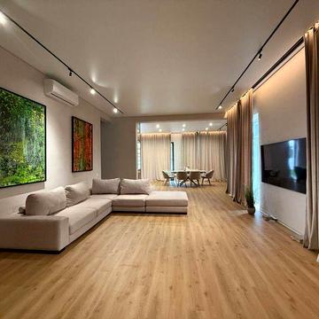 Продаж абсолютно готового для проживання одноповерхового ЛЮКС