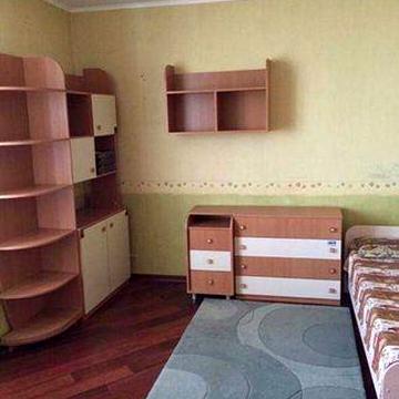 продаж  2-кімнатної квартири 81м2  Харківське Шоссе 152