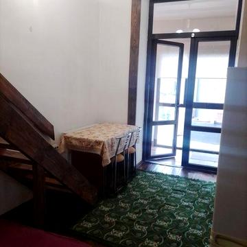 Здаю в оренду 1 к. КВАРТИРУ - ближній центр від власника