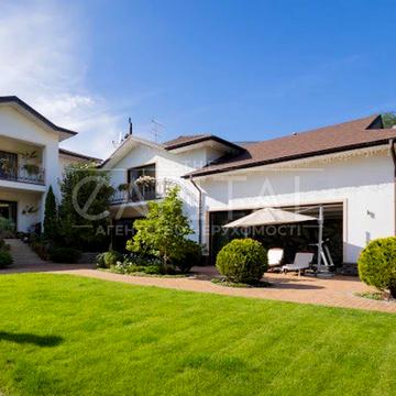 Обухівський