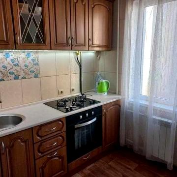 Оренда 2 кімнатної квартири на Березняках. Павла Тичини просп., 12-А