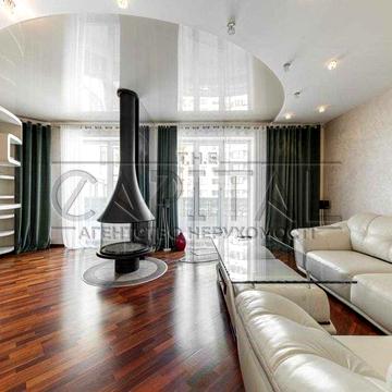 Продаж пентхаусу на Печерську з великою терасою