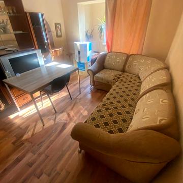 Ігоря Юхновського вул., 4