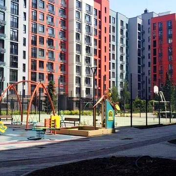 Продаж дворівневої 3-к з частковим  ремонтом на 90% 77.7м2 ЖК Оптимісто  115000 ЖК Оптимісто