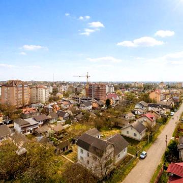 Видова двокімнатна квартира поруч з парком в зданій новобудові 64 м2