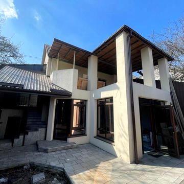 Продаж будинка  дуплекса 173м²   проспект Валерія Лобановського