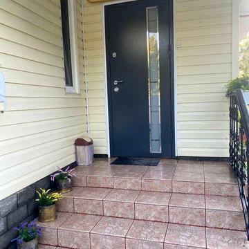 Частина будинку (трикімнатна квартира)