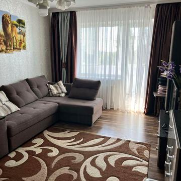 Сдам 3 к квартиру левый берег ГАЗОВОЕ ОТОПЛЕНИЕ 5 мкр 5 этаж