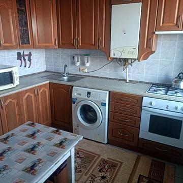 Двокімнатна квартира з індивідуальним опаленням, ЦЕНТР