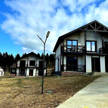 Продається котедж поблизу Східниці