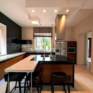 Аренда дома 8к 300м2 12 соток пос. Антей/Абрикосовая/Звёздный