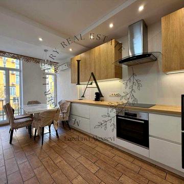 Комфорт Таун.Сучасна та світла 90м.3х кім.Біля Новусу.БЕЗ%