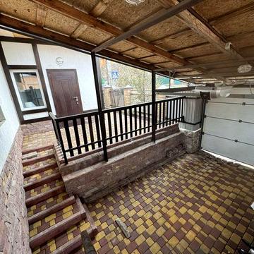 Частина приватного будинку біля лісу / Комунальні послуги вже включені