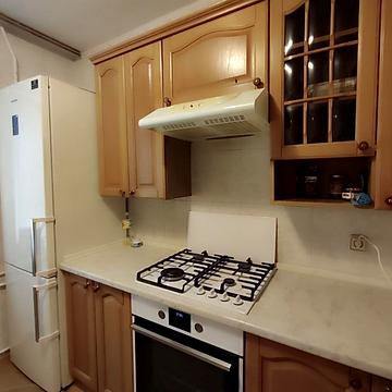 Слобідська вул., 17