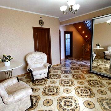 Оренда будинку 180м2  900$