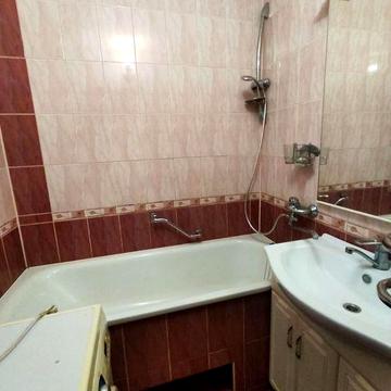 2кімнатна квартира Київська. АГВ.(р-н 2 лікарні)