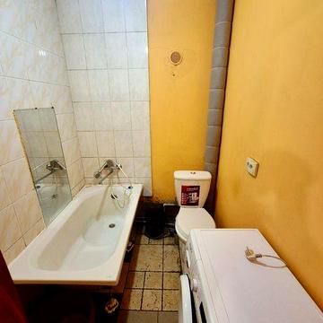 1 кімнатний.Вул.Наталії Бракер.