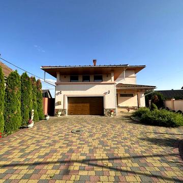 Продаж гарного будинку в Мукачево