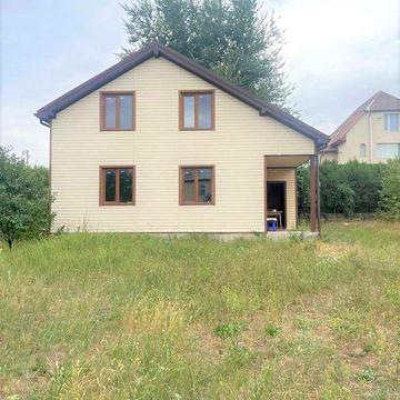 Продам новый симпатичный дом на берегу Гребного канала