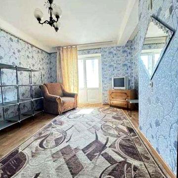 Здається роздільна 1-к квартира на Леся Курбаса 10г