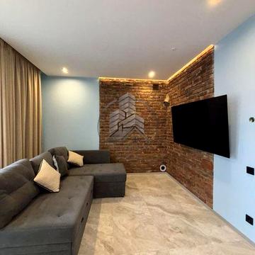 Оренда 1к квартири + кухня-студія у Залізничному р-ні