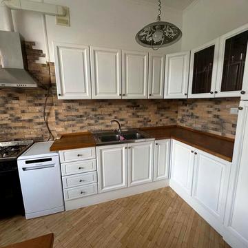 Заньковецької вул., 7